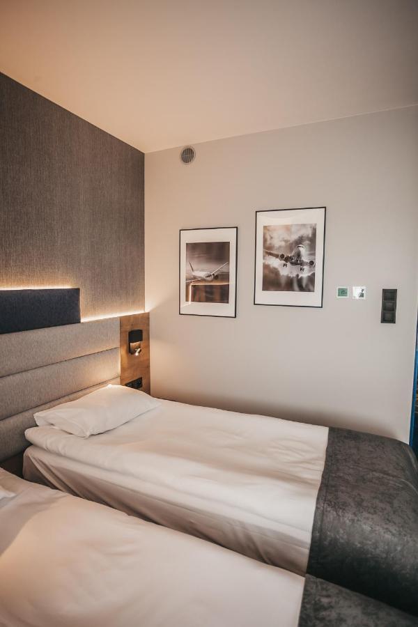 Air 3* Warschau